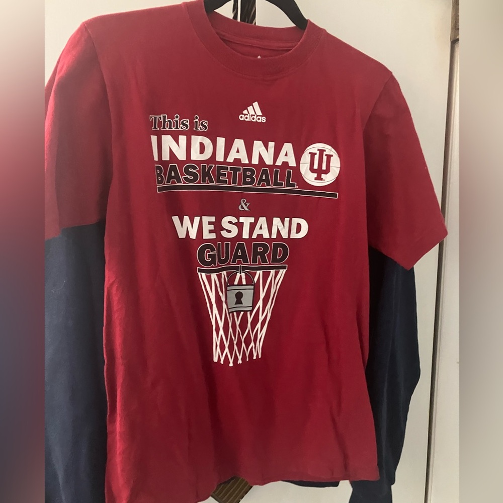 Adidas athletic brand Indiana University Basketball  graphic logo shirt sz small